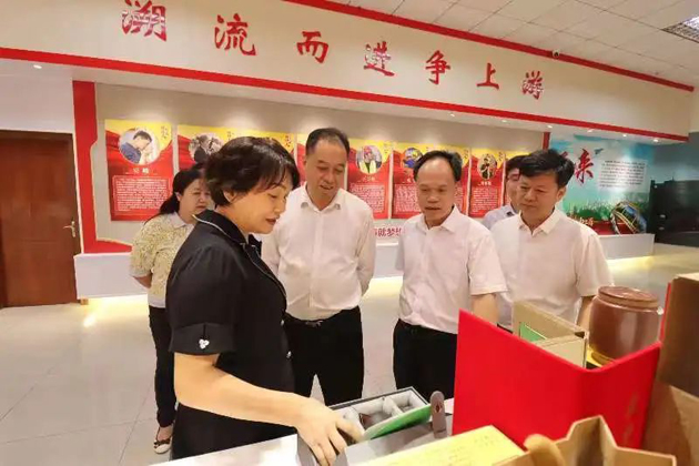 黃海華到我市開展產(chǎn)業(yè)工人隊伍建設改革工作調(diào)研